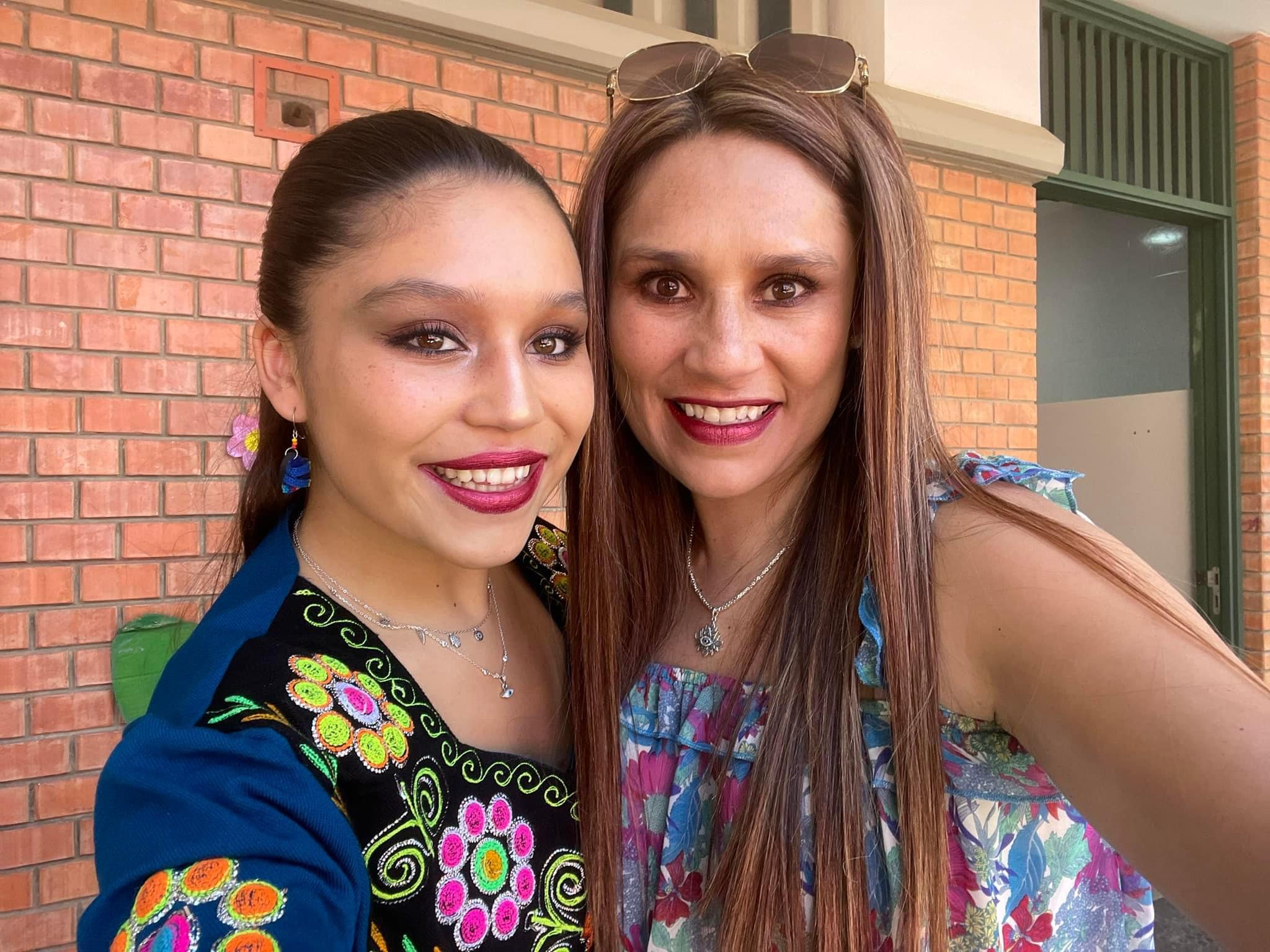Martina junto a su mamá